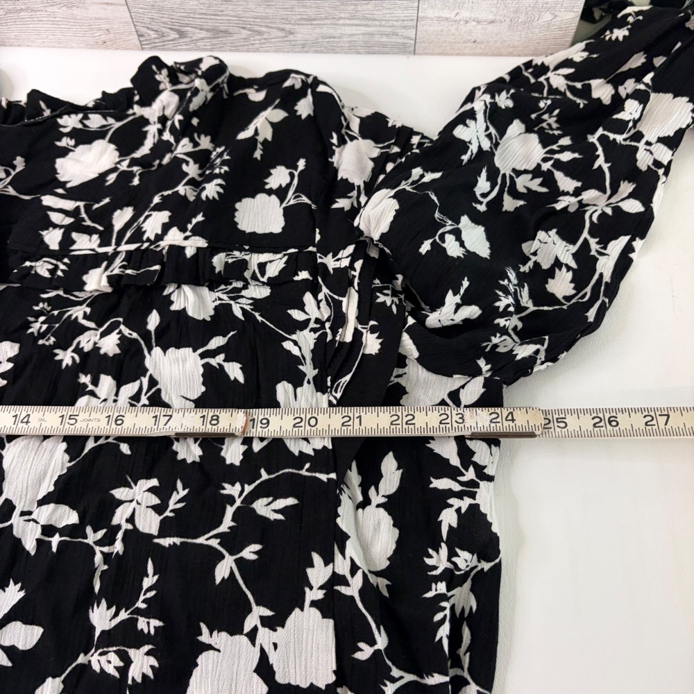 Tolani Collection Blouse Womens 1X Black White Floral Ruffle Crinkle Boho - Picture 6 of 11
